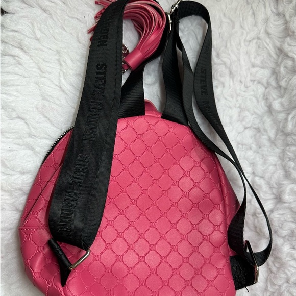 NWOT Steve Madden  Pink Quilted Women's Backpack - Picture 6 of 14